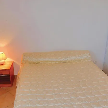 Beautiful In With 2 Bedrooms, Internet And Outdoor Swimming Pool Apartment Coggia